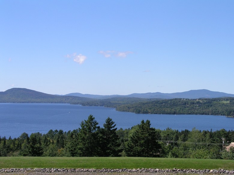 rangeley-lake-from-overlook-2534630_1920.jpg